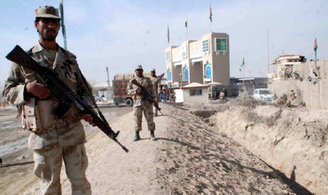 وزارت دفاع:  هیات افغان و پاکستانی به جنجال های تازه مرزی در سپین بولدک پایان داده اند 